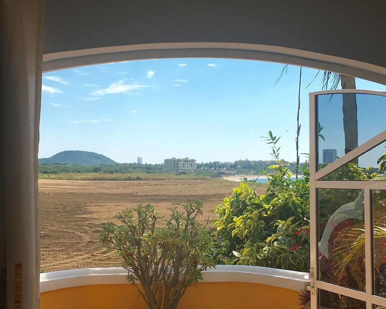 El Sol La Vida Beach Front B/B Adults Only Mazatlan