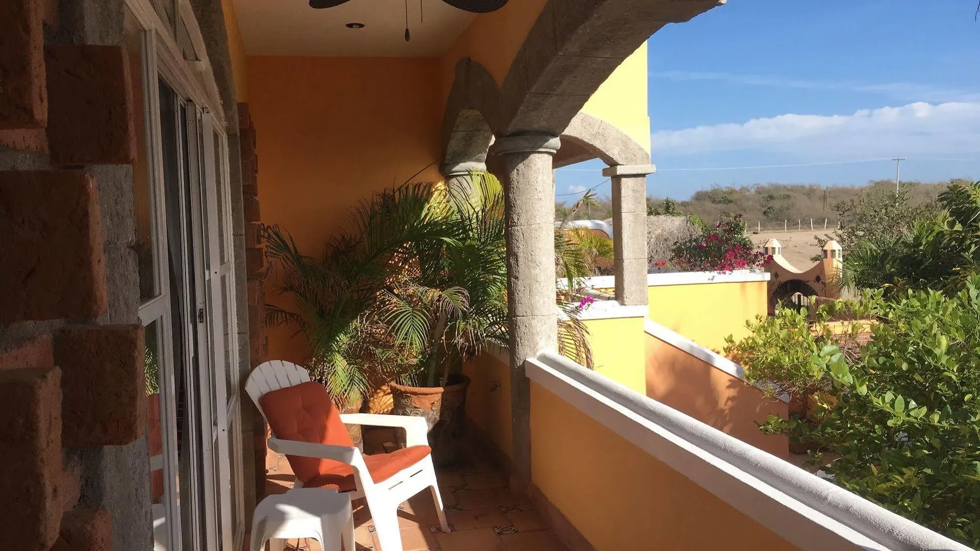 El Sol La Vida Beach Front B/B Adults Only Mazatlan Resort